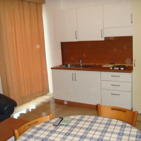 Residence Executive Ancona Bagian luar foto