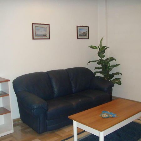 Residence Executive Ancona Bagian luar foto