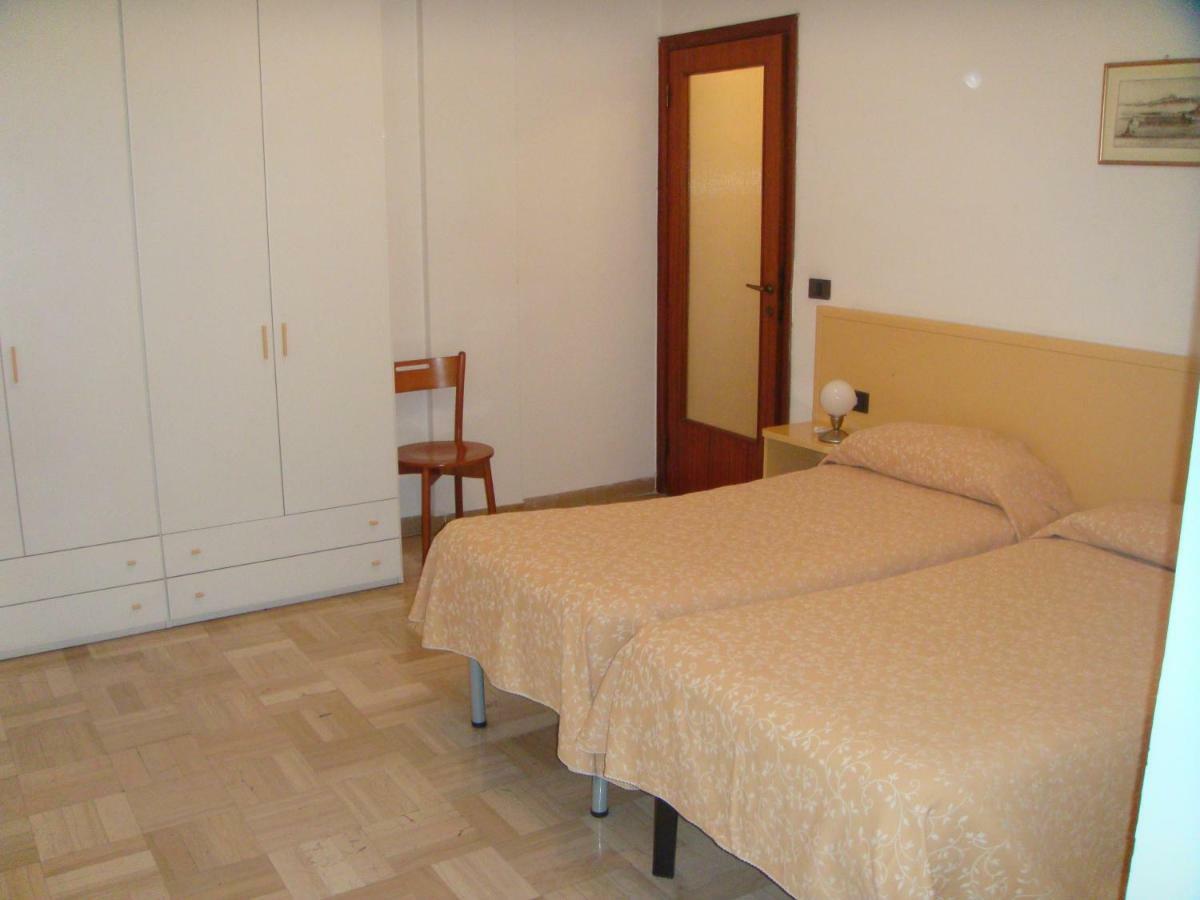 Residence Executive Ancona Ruang foto