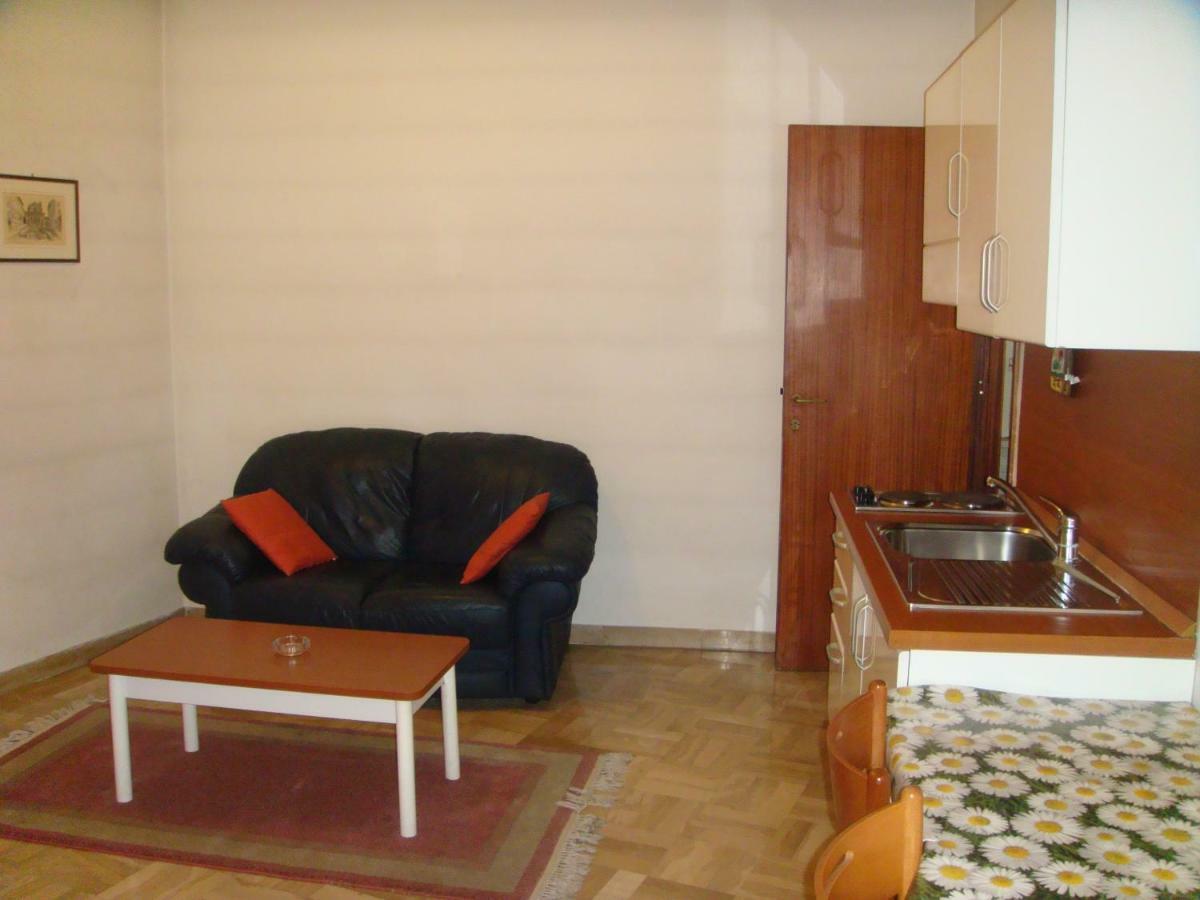 Residence Executive Ancona Ruang foto