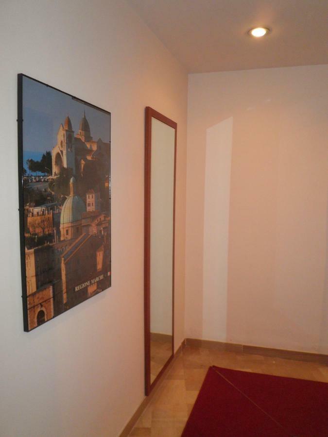 Residence Executive Ancona Bagian luar foto