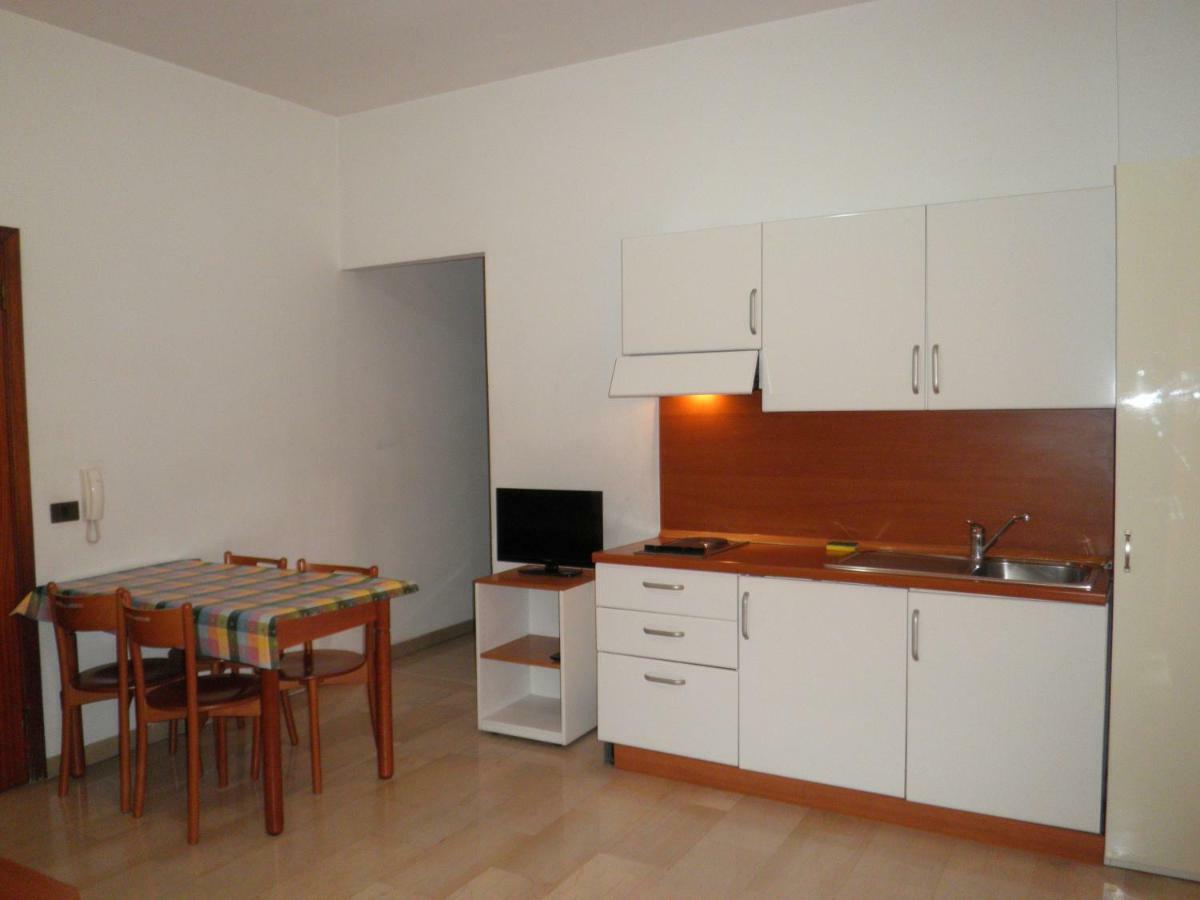 Residence Executive Ancona Ruang foto